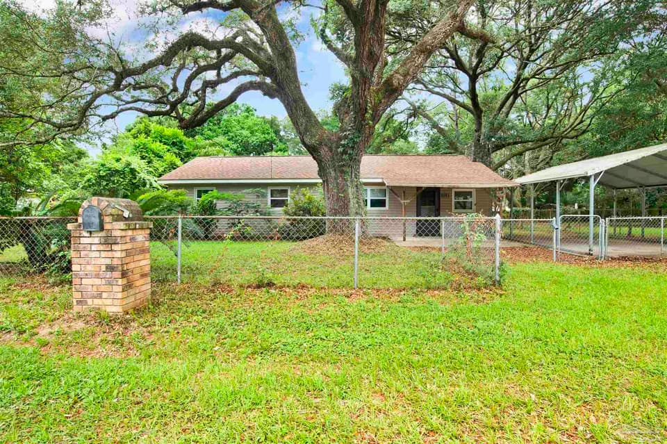 3141 King St, Pensacola FL 32526 photo 1