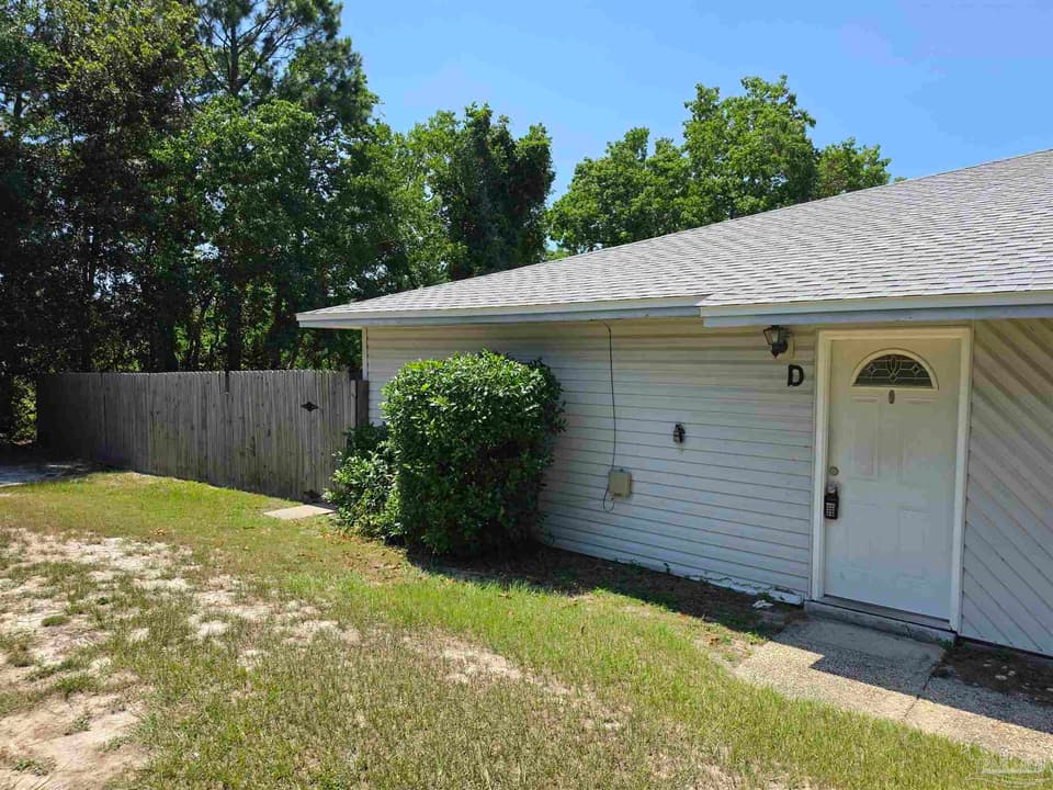 3346 Greenbriar Cir # D, Gulf Breeze FL 32563 photo 1