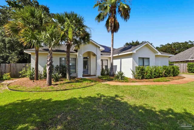 1194 Jaguar Cir, Gulf Breeze FL 32563 exterior