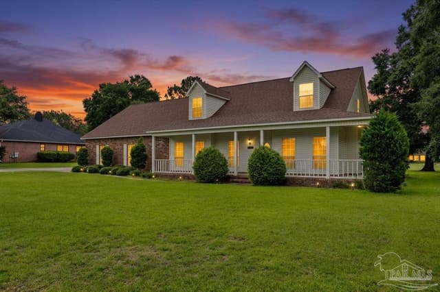5875 Hogans Alley, Milton FL 32570 exterior
