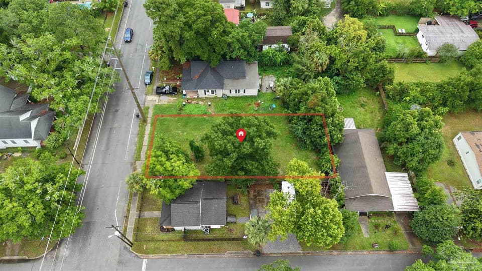 1900 W Jackson St, Pensacola FL 32501 photo 1