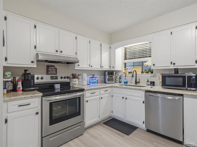 751 Brook Meadow Ln, Pensacola FL 32514 photo 8