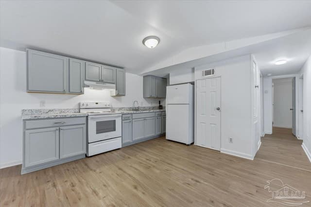 5473 Bluebird St property photo