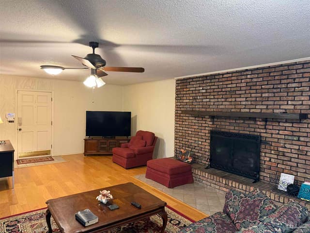 154 Perry Ln, Atmore AL 36502 photo 7