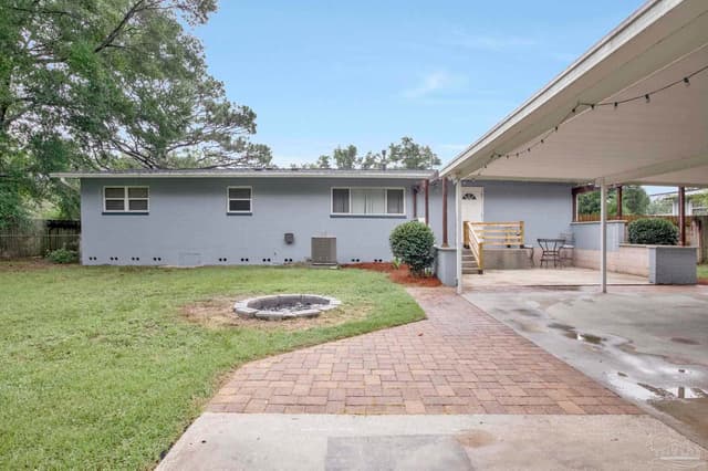 724 Woodmere Dr, Pensacola FL 32503 exterior