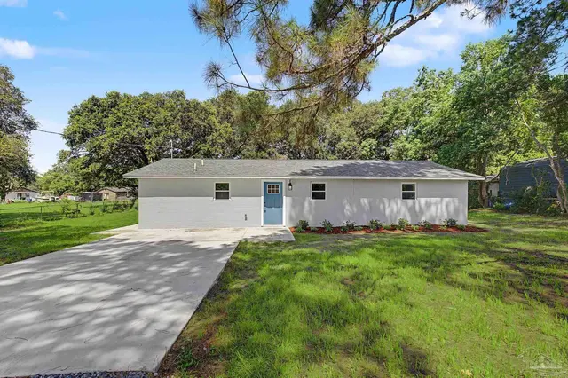 7265 Lockhart St property photo