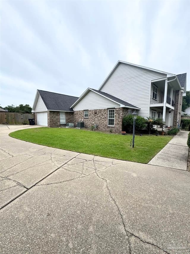 3019 Keats Dr property photo