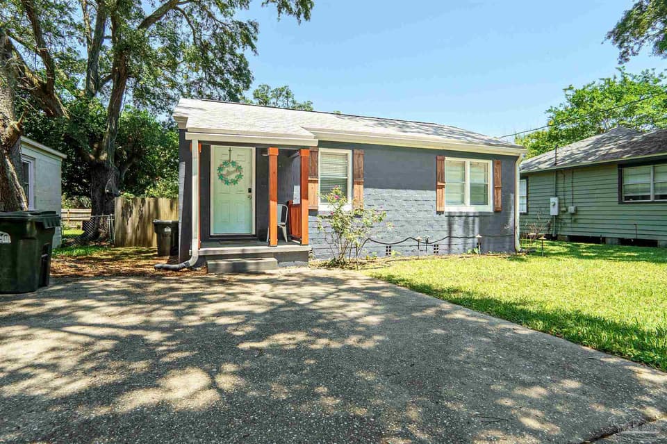 530 S 1st St, Pensacola FL 32507 photo 1