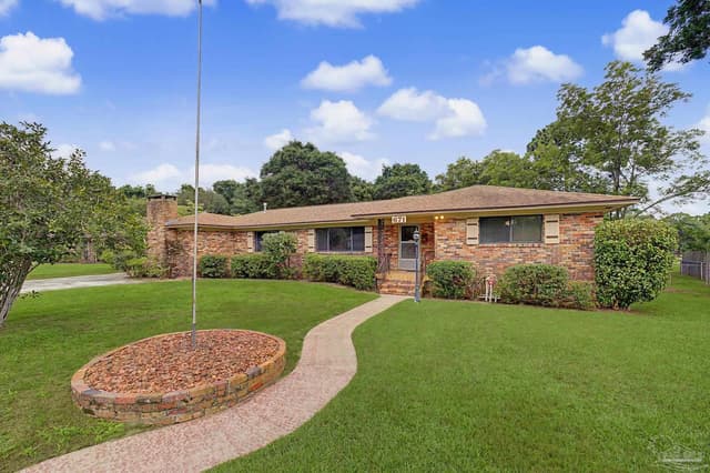 671 Nagel Dr, Pensacola FL 32503 exterior