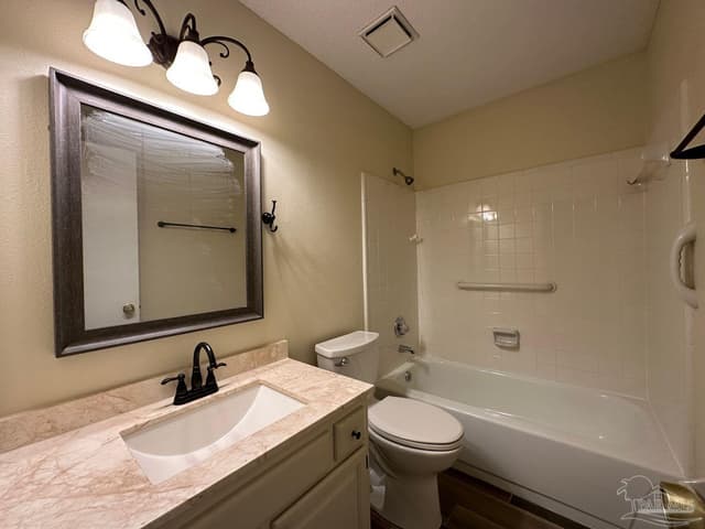 4831 E Olive Rd # D, Pensacola FL 32514 photo 11