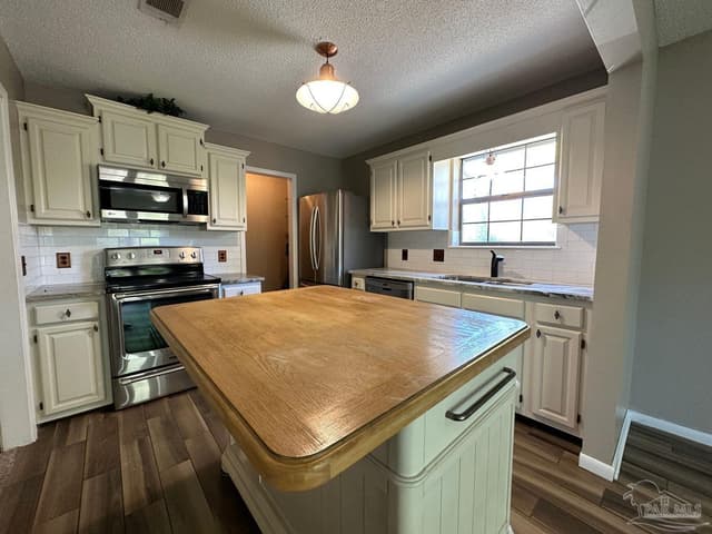 4831 Olive Rd # 4-D property photo