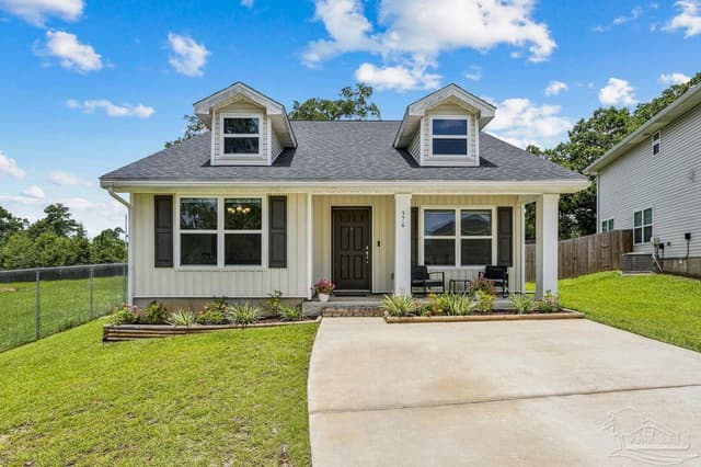 376 Hilburn Ln property photo