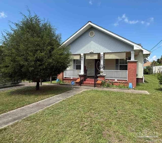 412 S 1st St, Pensacola FL 32507 exterior