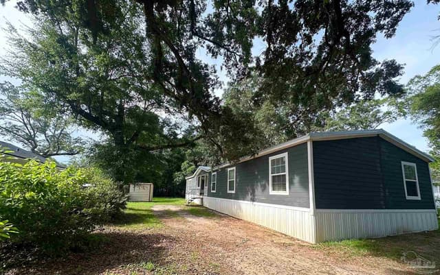 630 Spencer Ave, Pensacola FL 32514 exterior