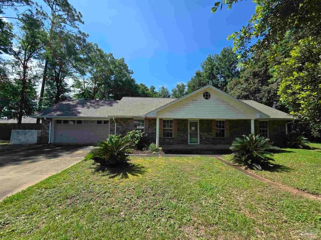 5783 Kabel Dr, Milton FL 32570 exterior