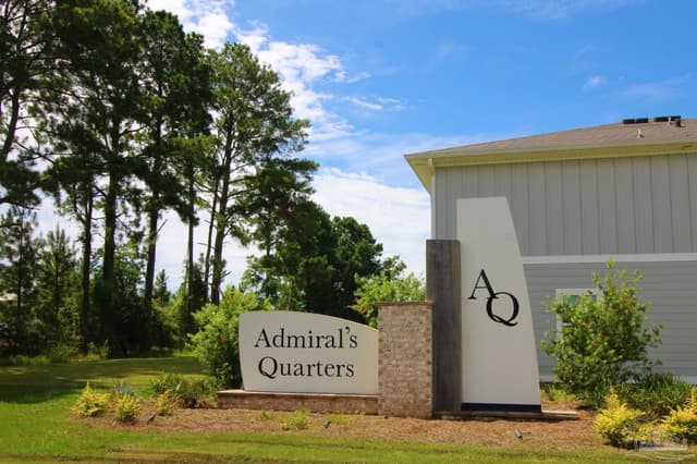 1542 Iroquois Ct, Pensacola FL 32534 exterior