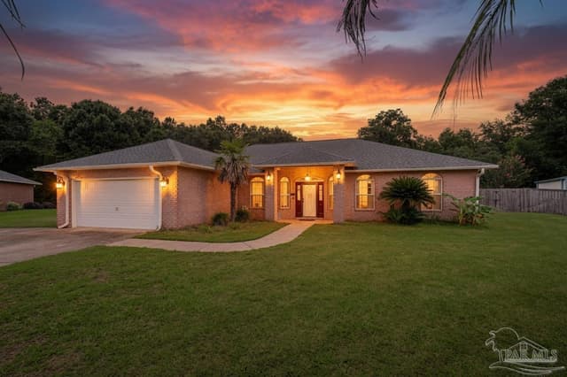 7145 Woodside Rd, Pensacola FL 32526 exterior