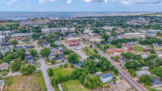 710 W Chase St # 710, Pensacola FL 32502 photo 35