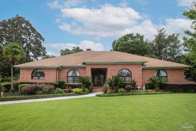 8632 Rosemont Dr, Pensacola FL 32514 exterior