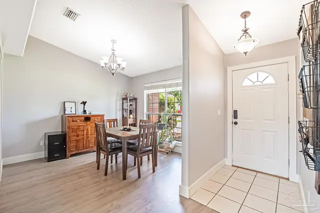 6105 Jameson Cr property photo
