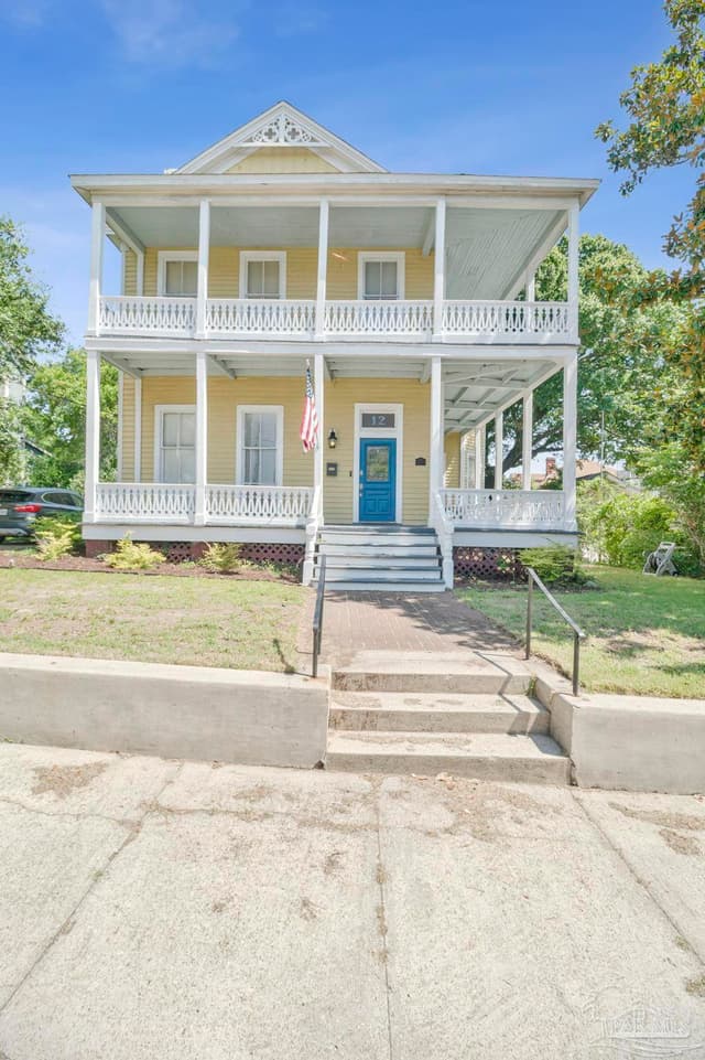 12 W Strong St, Pensacola FL 32501 exterior