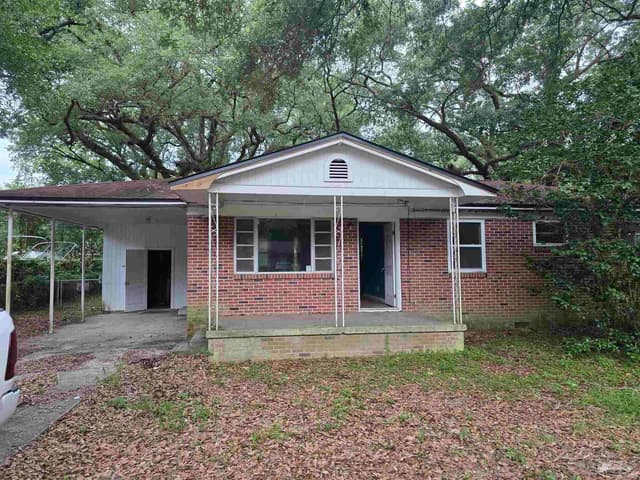 5843 Sanders Ave, Pensacola FL 32504 exterior