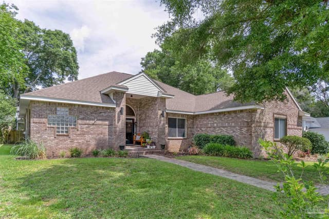 6044 Forest Green Rd, Pensacola FL 32505 exterior