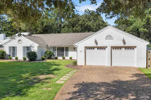 127 Highpoint Dr property photo