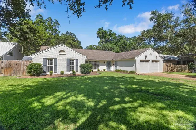 127 Highpoint Dr property photo