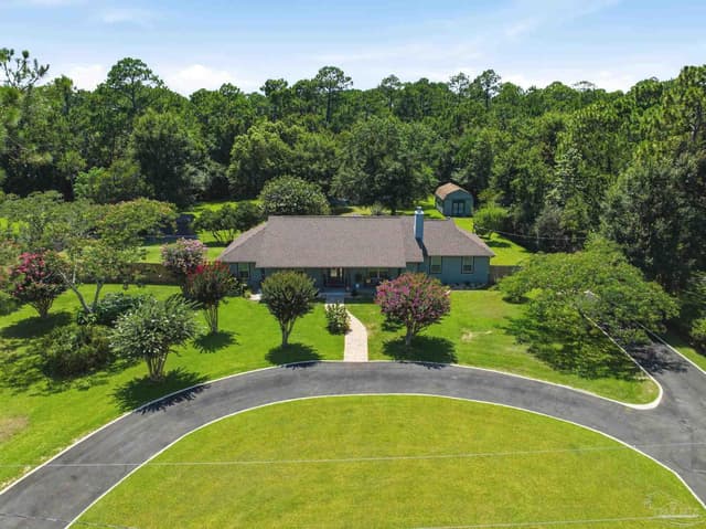 3505 Chief Mate Dr, Pensacola FL 32506 exterior