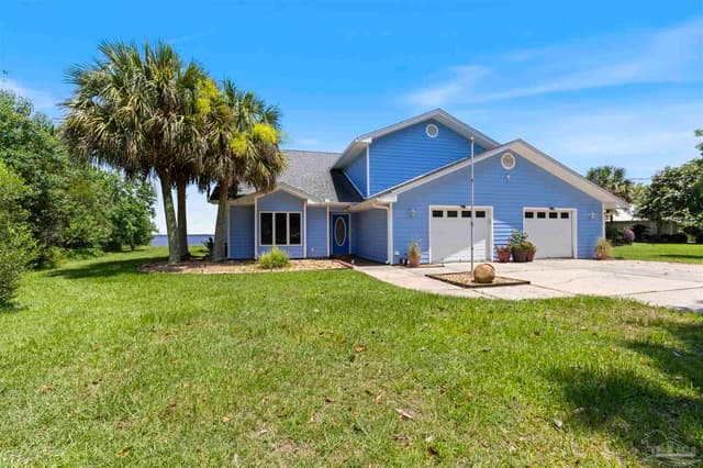 2116 Copelare Dr, Milton FL 32583 exterior