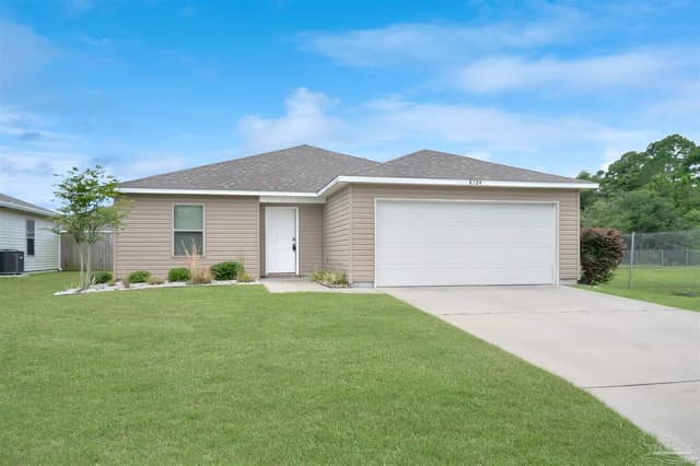 8724 Schooner Ln, Pensacola FL 32507 exterior