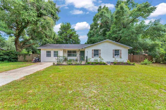 6215 Glenwood Dr, Milton FL 32583 exterior