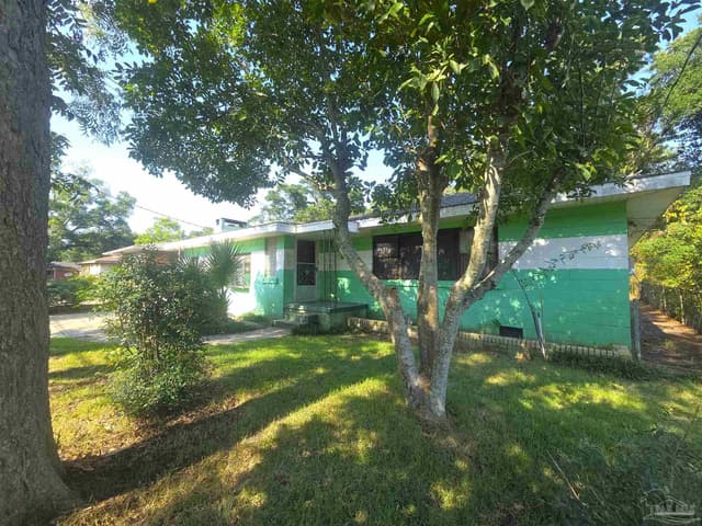 2504 N L St, Pensacola FL 32501 exterior