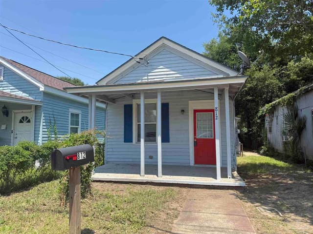 812 N D St, Pensacola FL 32501 exterior