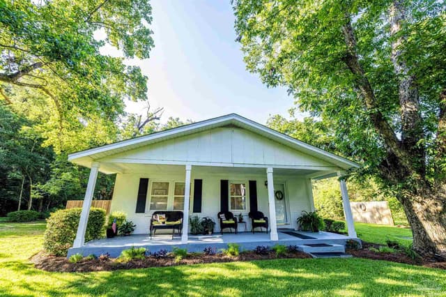 1148 W 9 1/2 Mile Rd, Pensacola FL 32534 exterior