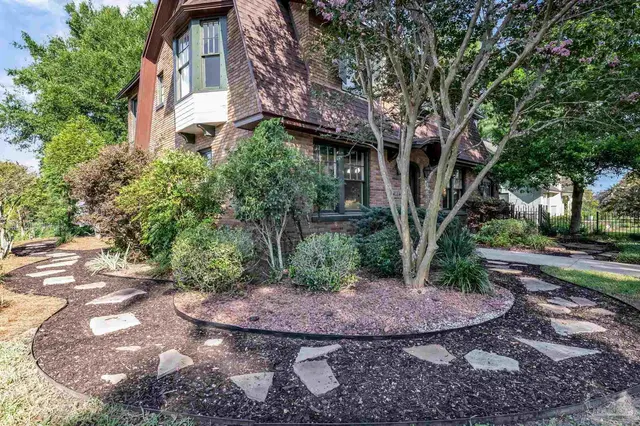 1124 Spring St property photo
