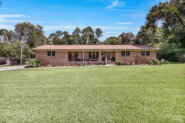 1246 W Ten Mile Rd, Cantonment FL 32533 exterior