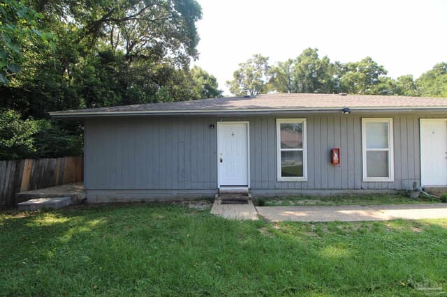 50 Fulton Ave # 16, Pensacola FL 32503 exterior