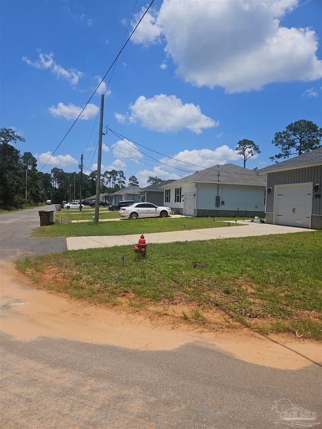 5159 Santa Monica St, Milton FL 32583 photo 5
