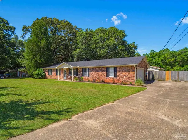 105 Beland Rd property photo
