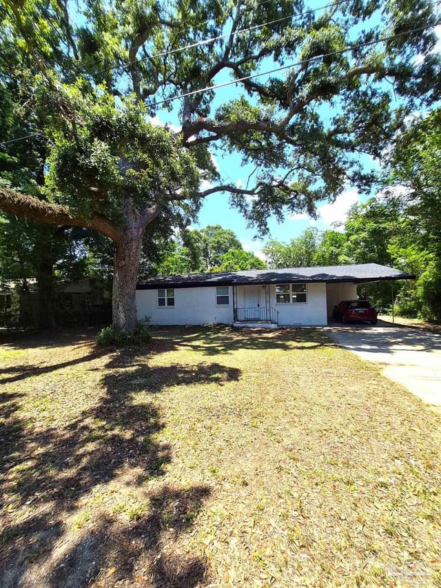 206 Shadowlawn Ln, Pensacola FL 32507 exterior