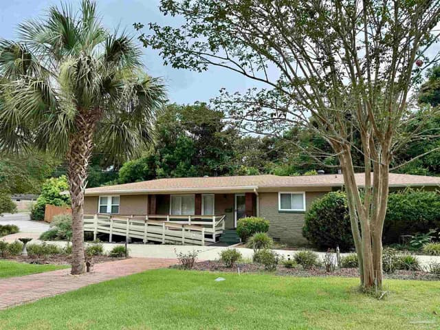 111 Euclid St, Pensacola FL 32503 exterior