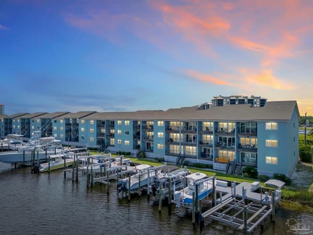 14100 River Rd # 211, Pensacola FL 32507 exterior