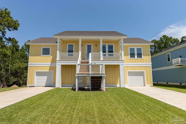 5309 N Shore Dr, Pensacola FL 32507 exterior