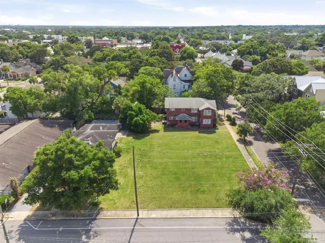 400 Spring St property photo