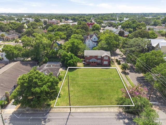 400 N Spring St, Pensacola FL 32501 exterior