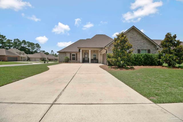 2133 Eagles Ridge Cv, Cantonment FL 32533 exterior