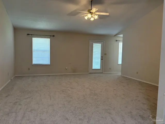 6625 Greenwell St property photo