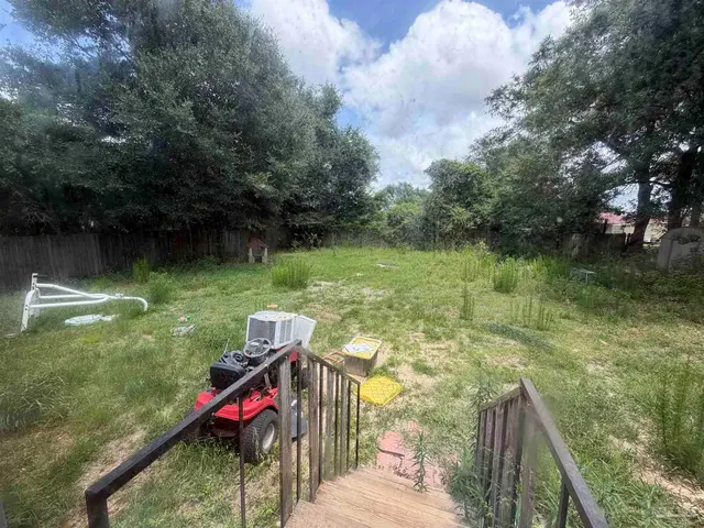 5570 Bantola Dr property photo